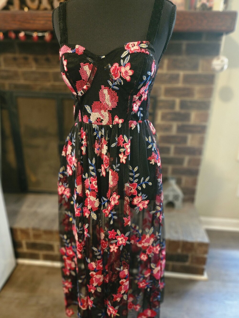 Forever 21 Floral Dress Size S
